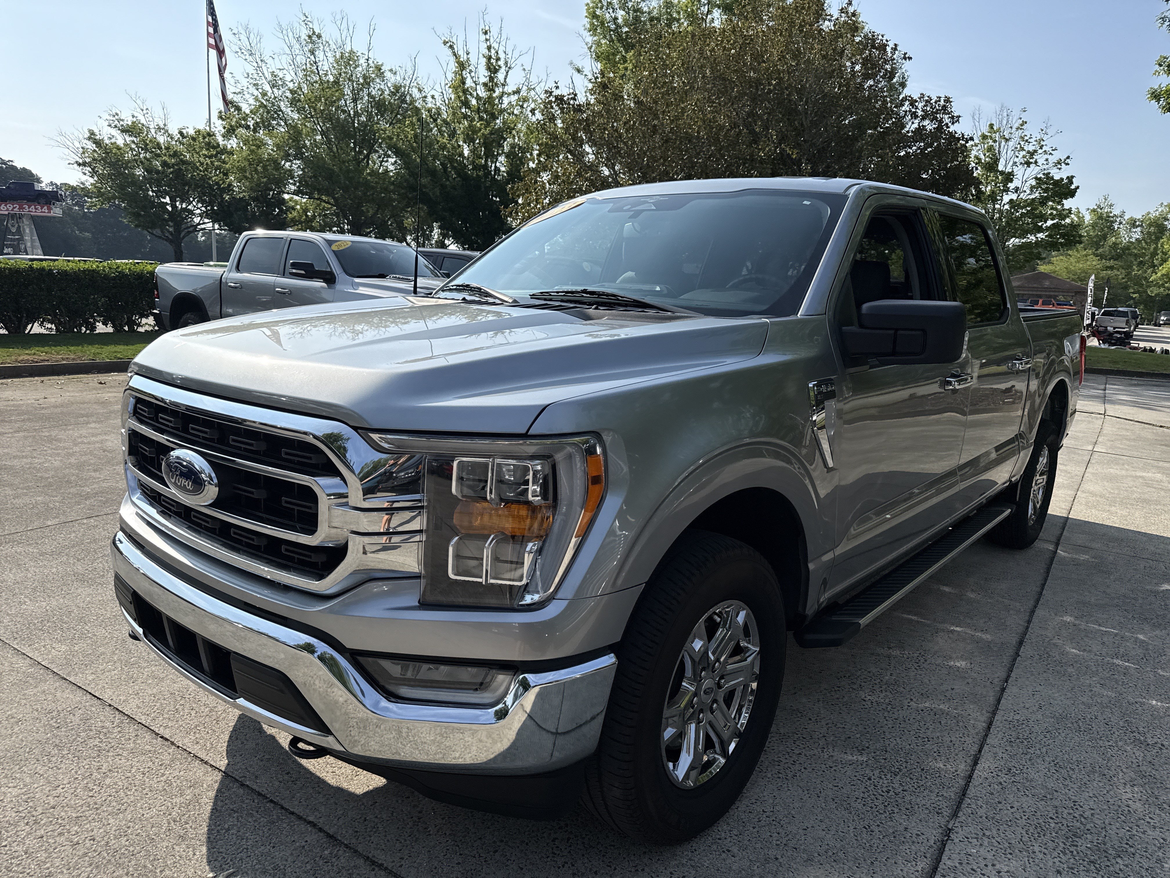 Used 2023 Silver Metallic Ford XLT image 3