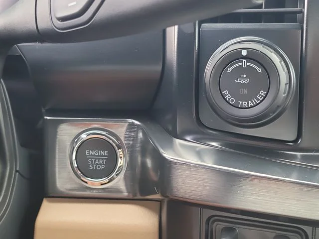 New 2026 White Metallic Ford Lariat image 28