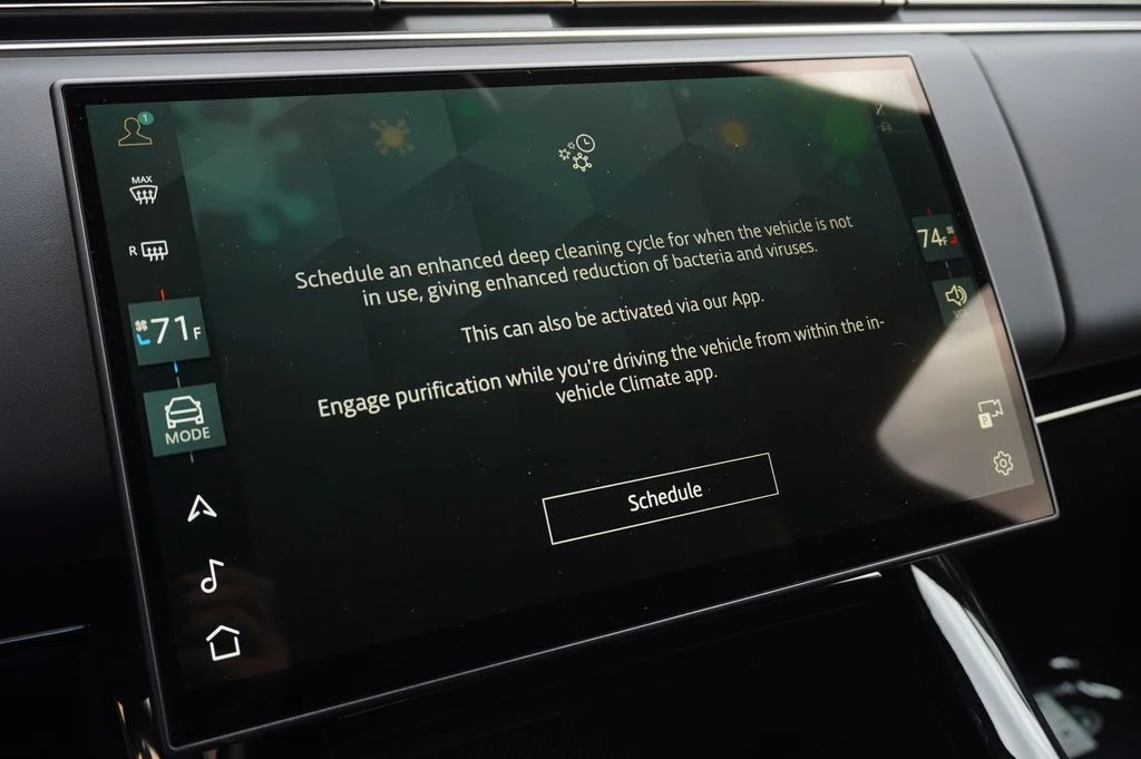 New 2026 Carpathian Grey Land Rover Dynamic SE image 25