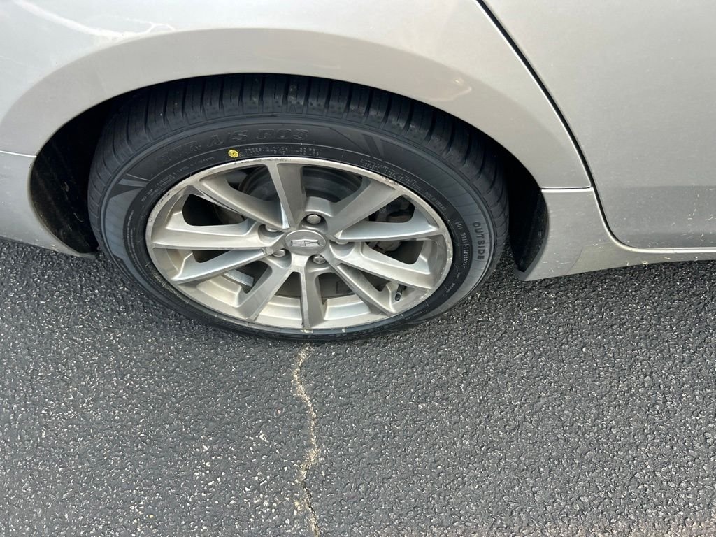 Used 2019 Silver Cadillac 3.6L Luxury image 11
