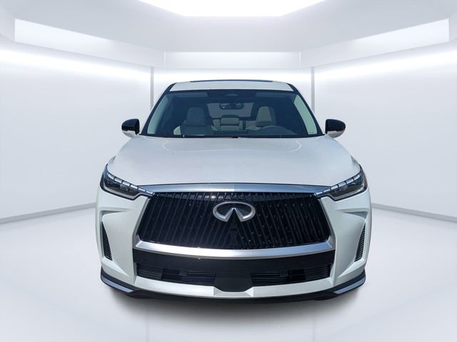 New 2027 RADIANT WHITE INFINITI Pure FWD image 8