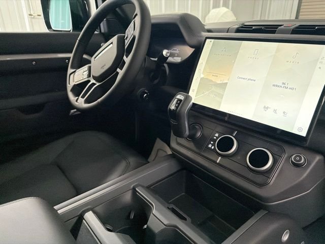 New 2026 Borasco Grey Land Rover X-Dynamic SE image 24