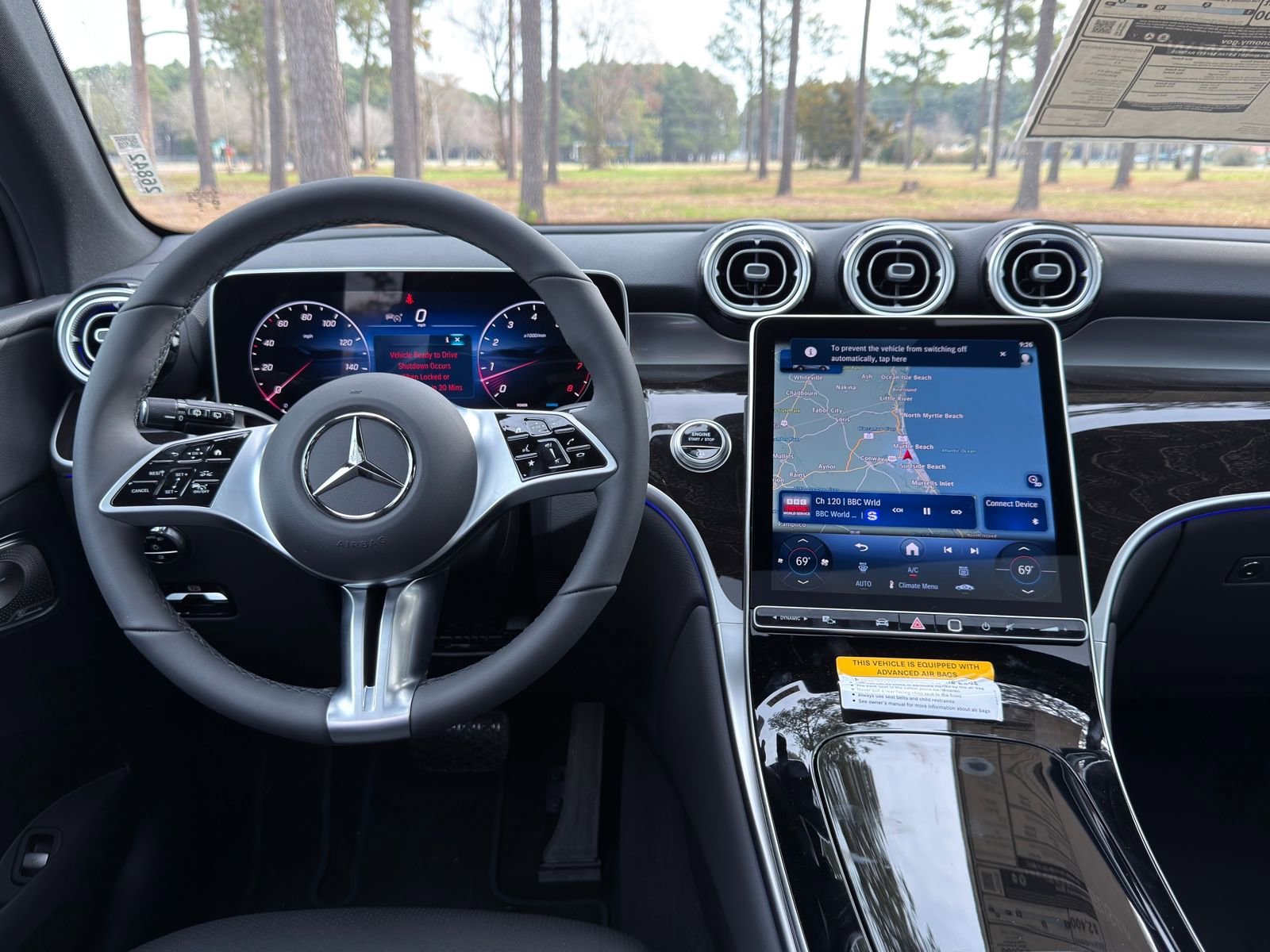 New 2026 Verde Silver Metallic Mercedes-Benz GLC 300 image 28