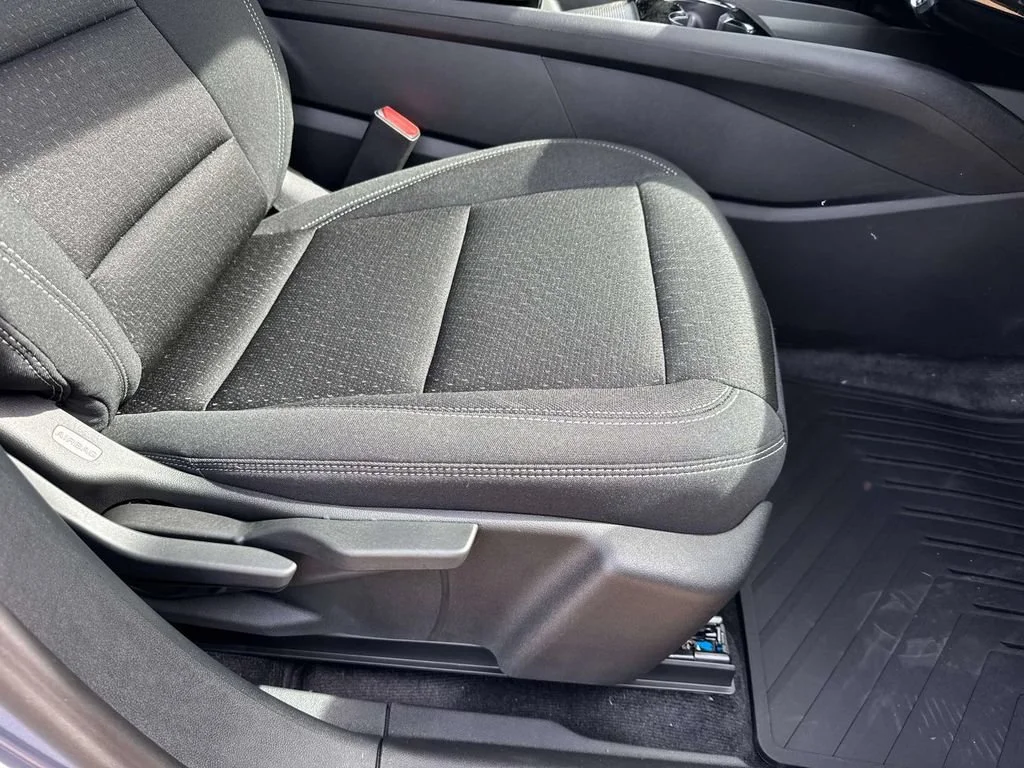 2025 Chevrolet Blazer EV LT - Photo 24