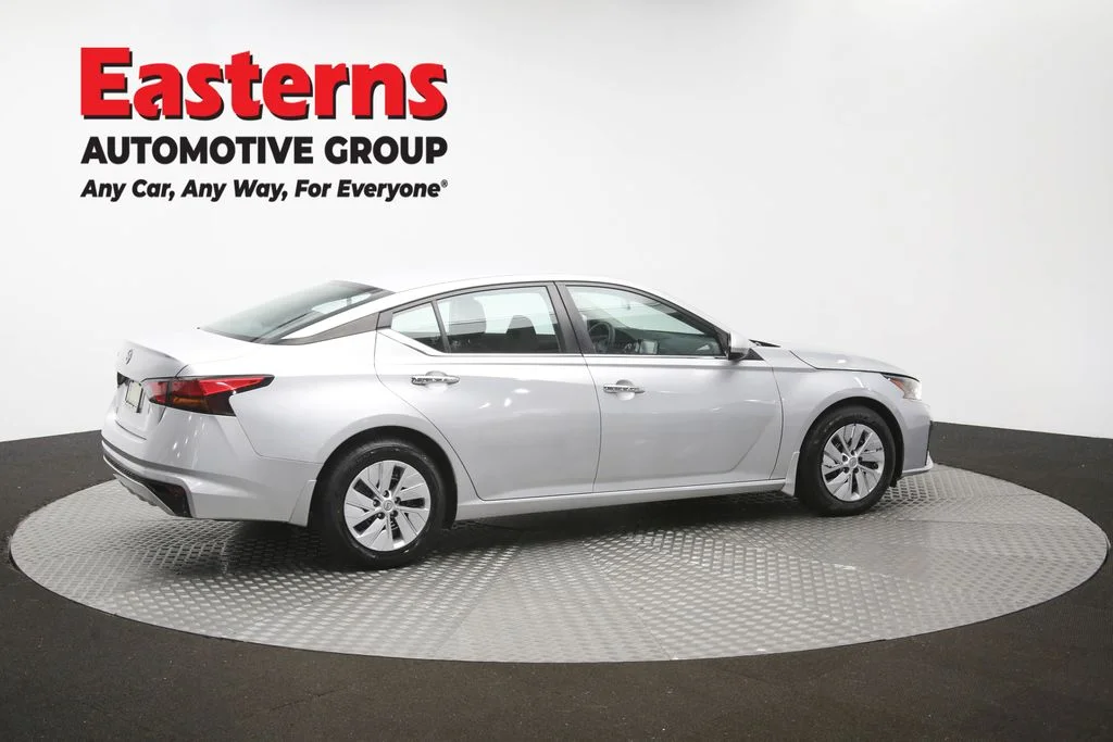Used 2023 Silver Nissan 2.5 S image 41