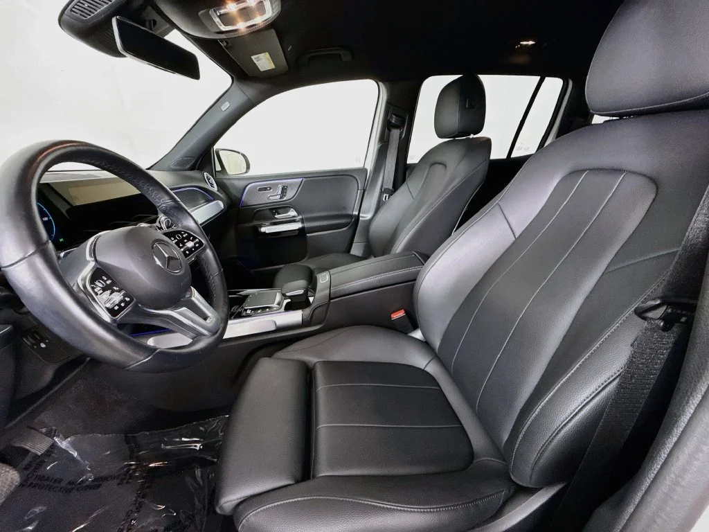 Used 2023 White Mercedes-Benz 300 image 21