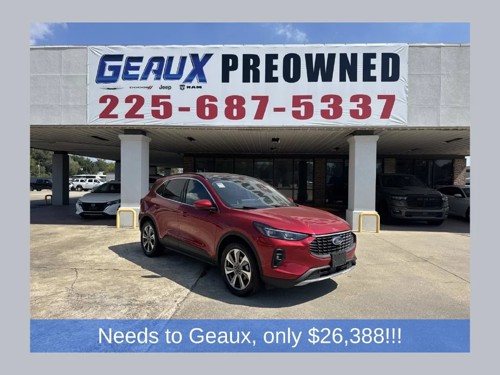 Used 2025 Red Ford Platinum image 1