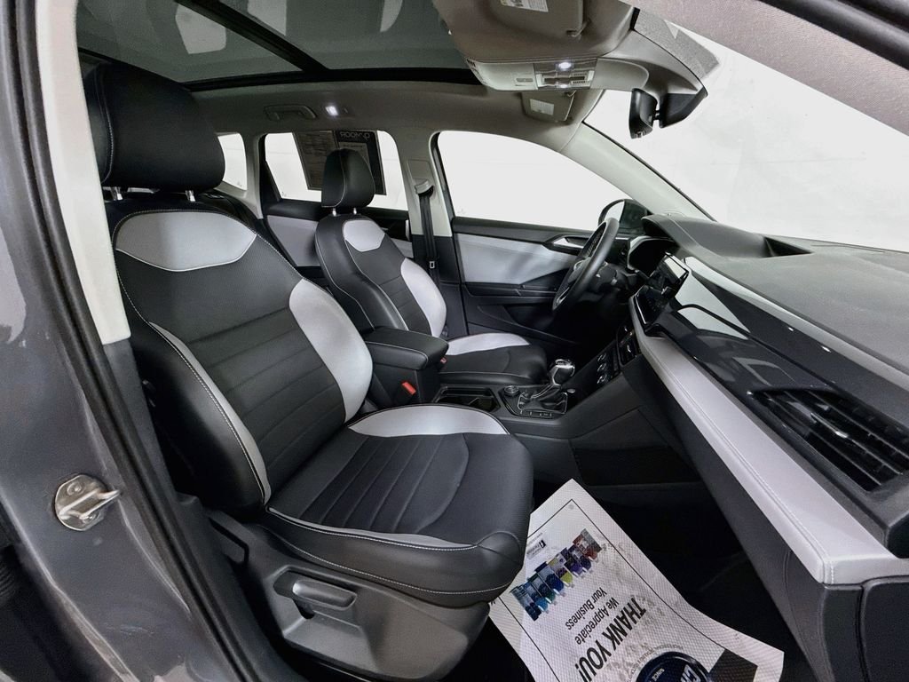 Used 2023 Platinum Gray Metallic Volkswagen SEL image 30