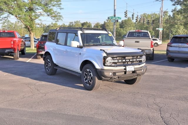 Used 2022 White Ford Outer Banks image 10