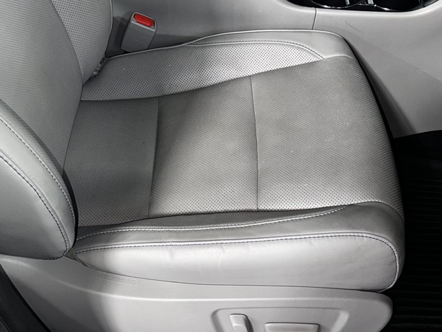 Used 2016 Predawn Gray Mica Toyota Limited/1-Owner/Heated-AC Seats image 20