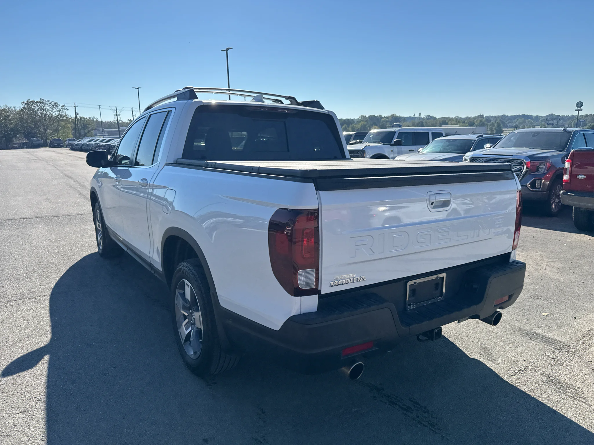 Used 2025 White Honda RTL image 7