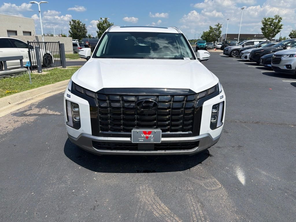 Used 2023 Hyundai Palisade Limited with VIN KM8R5DGE0PU596713 for sale in Kansas City