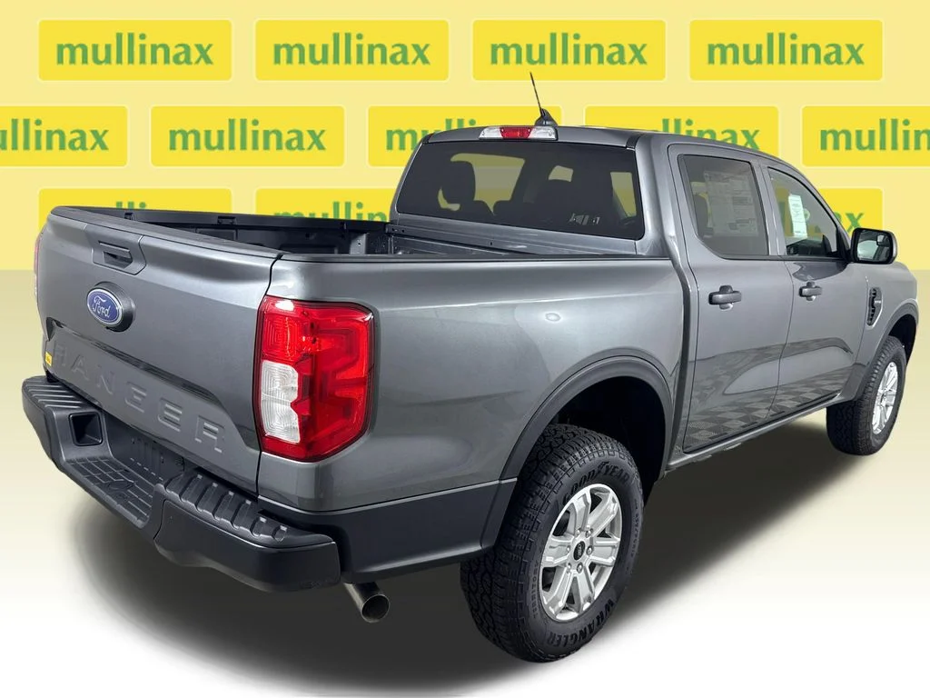 New 2026 Gray Ford XL image 18
