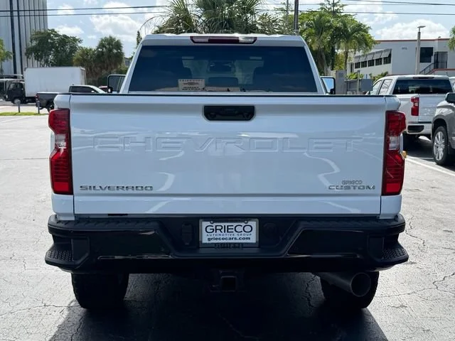 New 2026 Summit White Chevrolet Custom image 4