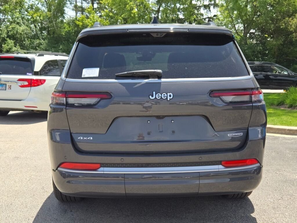 New 2026 Baltic Gray Metallic Clear-Coat Exterior Paint Jeep Summit image 14