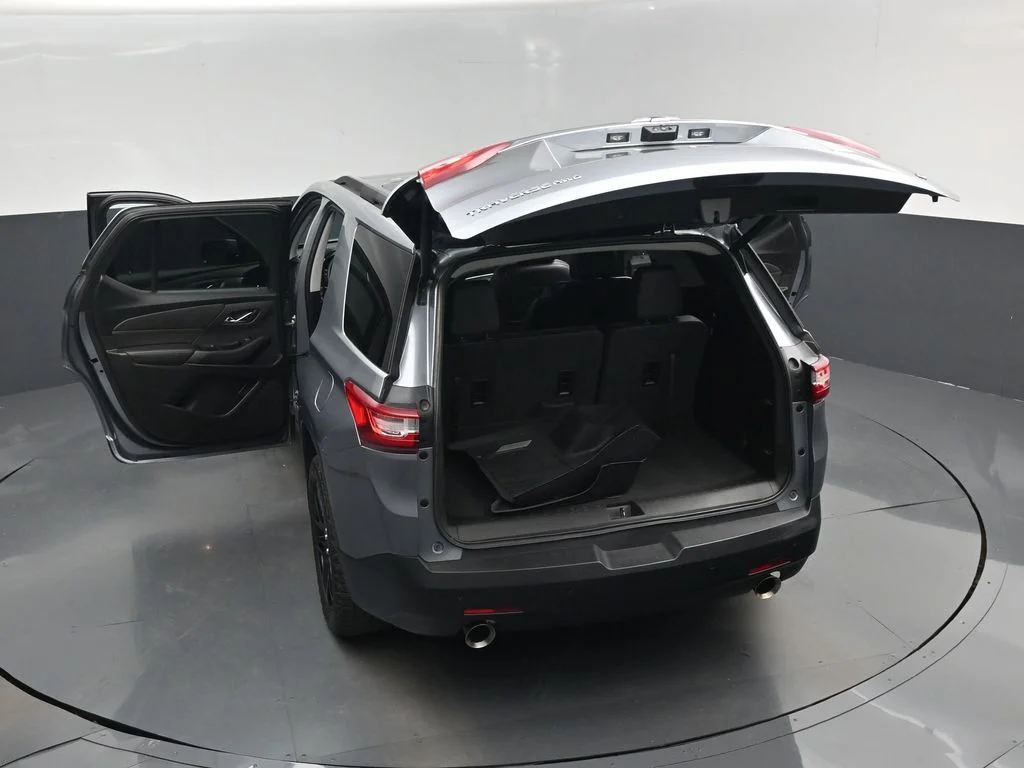 Used 2019 Gray Chevrolet 3LT image 30