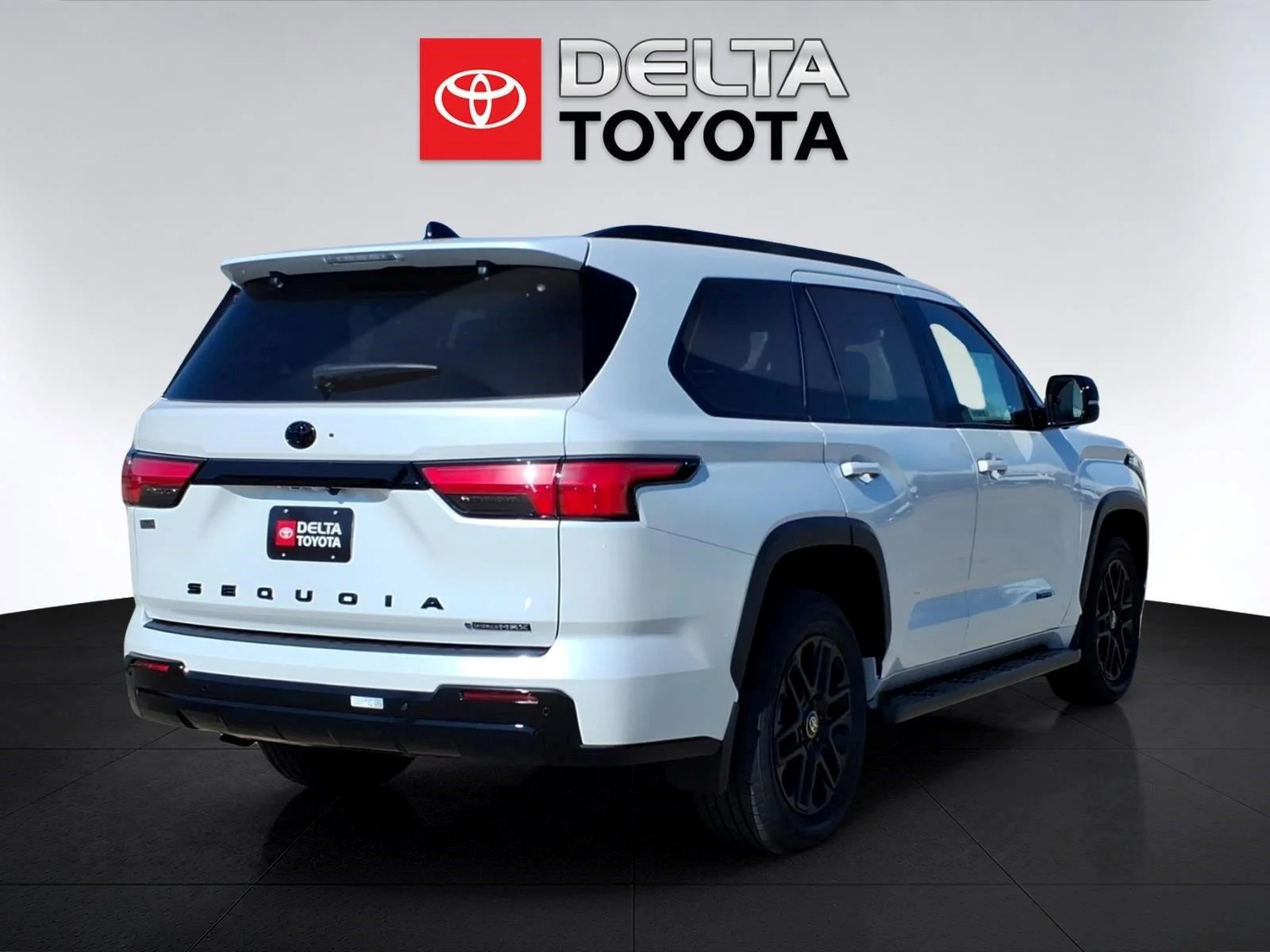 New 2026 Wind Chill Pearl Toyota Limited image 5