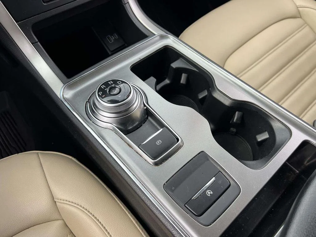 2022 Ford Edge SEL - Photo 23
