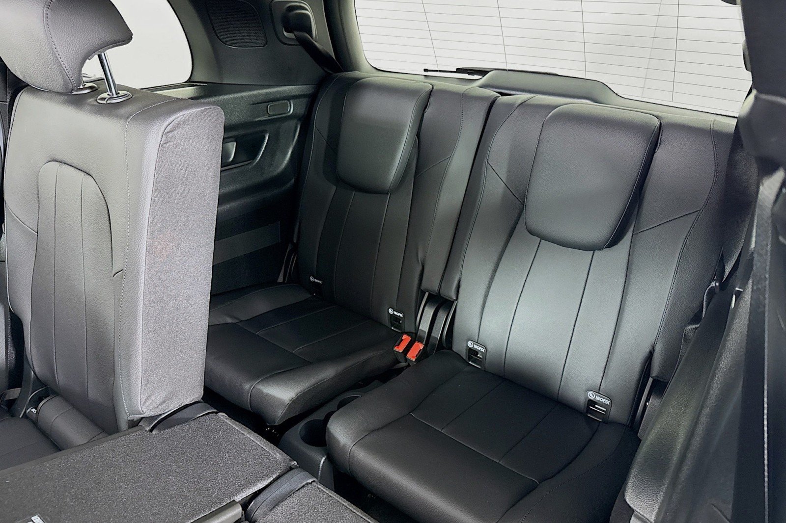 New 2026 Cirrus Silver Metallic Mercedes-Benz GLB 250 SUV image 8