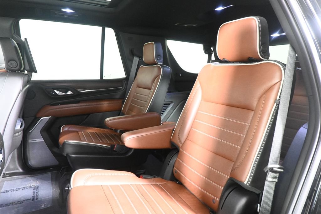 2024 GMC Yukon Denali Ultimate - Photo 4