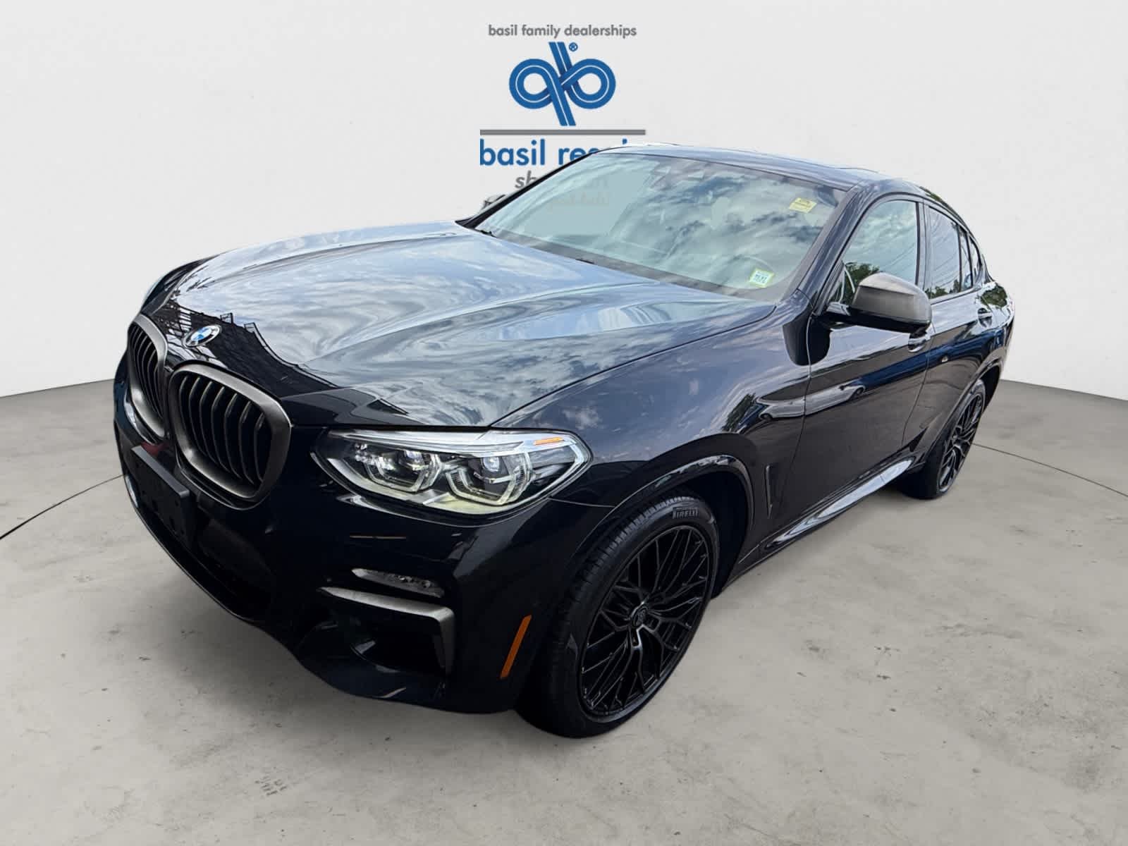 Used 2019 Black Sapphire Metallic BMW M40i image 2