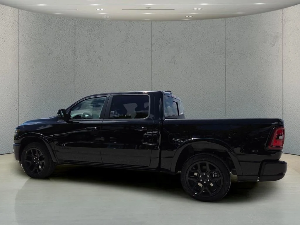 New 2026 Diamond Black Crystal Pearl-Coat Exterior Paint RAM Laramie image 7