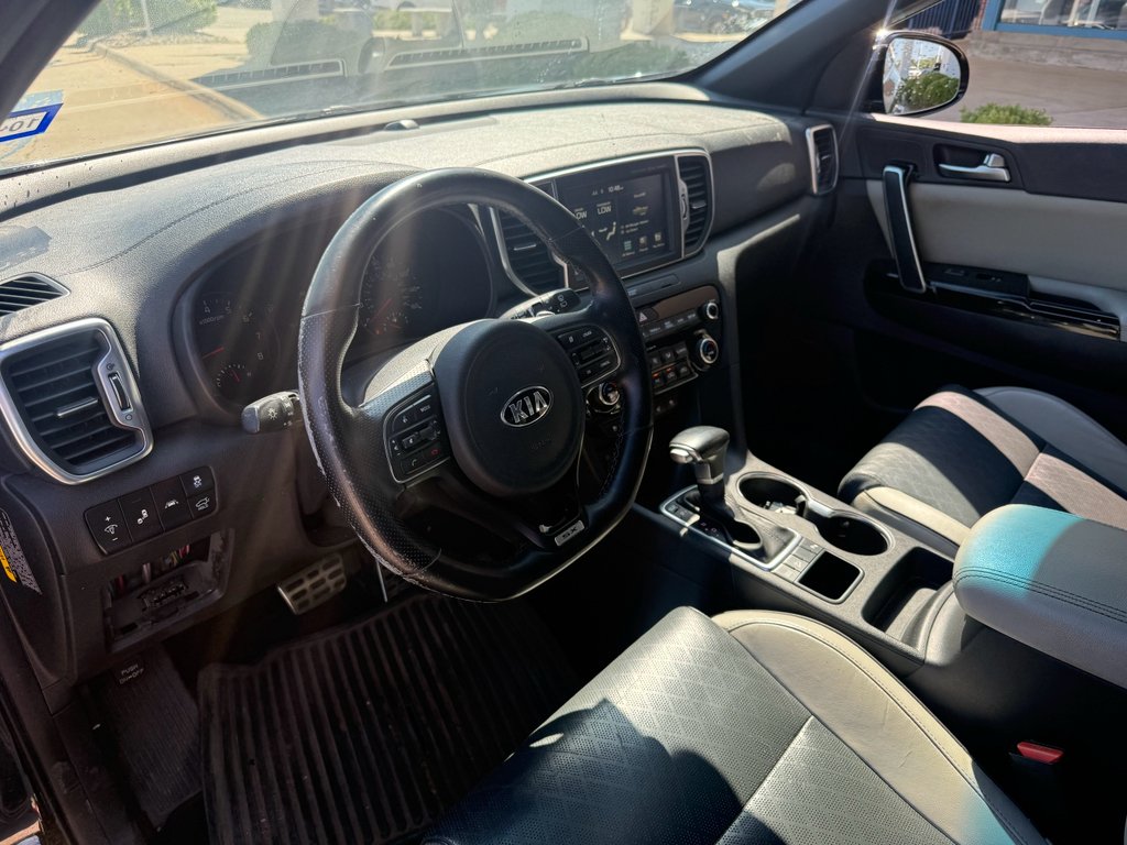 Used 2017 Black Cherry Kia SX image 2
