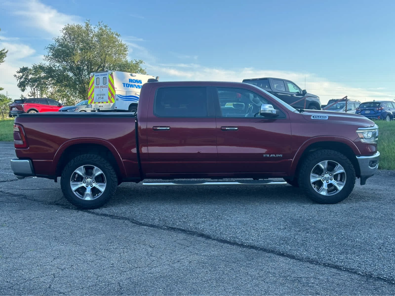 Used 2022 Delmonico Red Pearlcoat Ram Laramie image 8