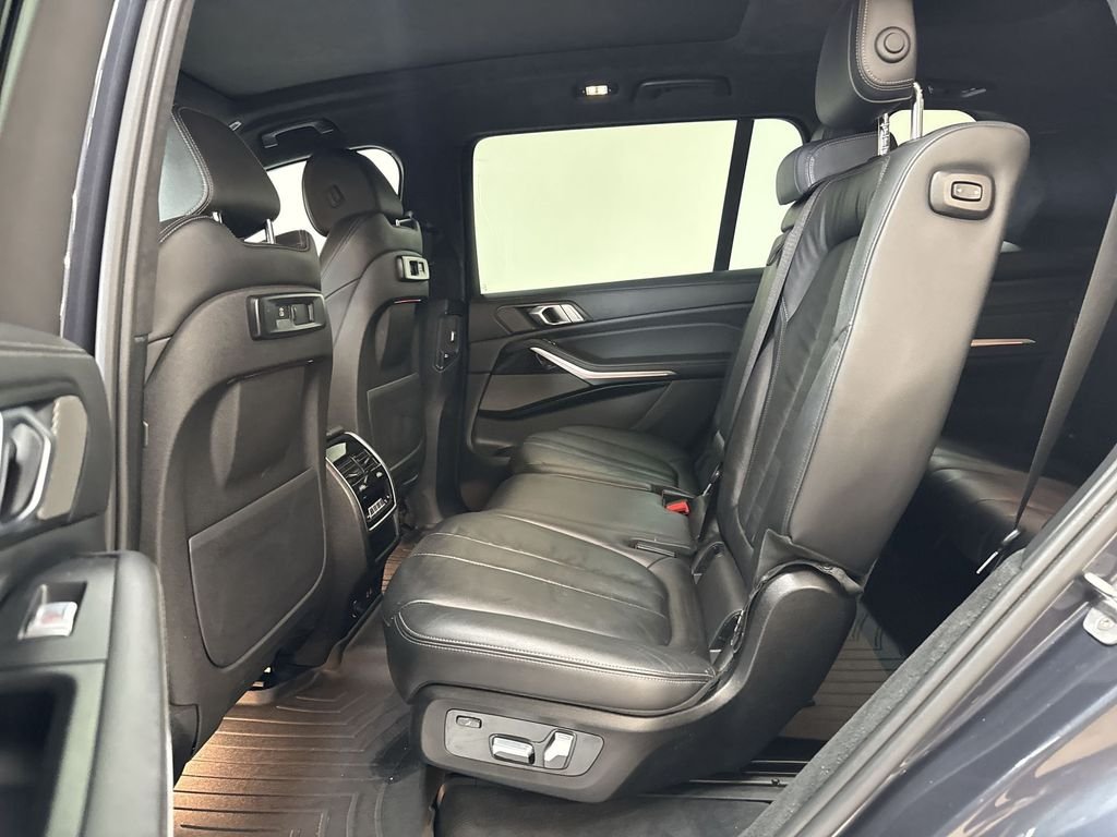 Used 2020 Gray Metallic BMW xDrive40i image 16