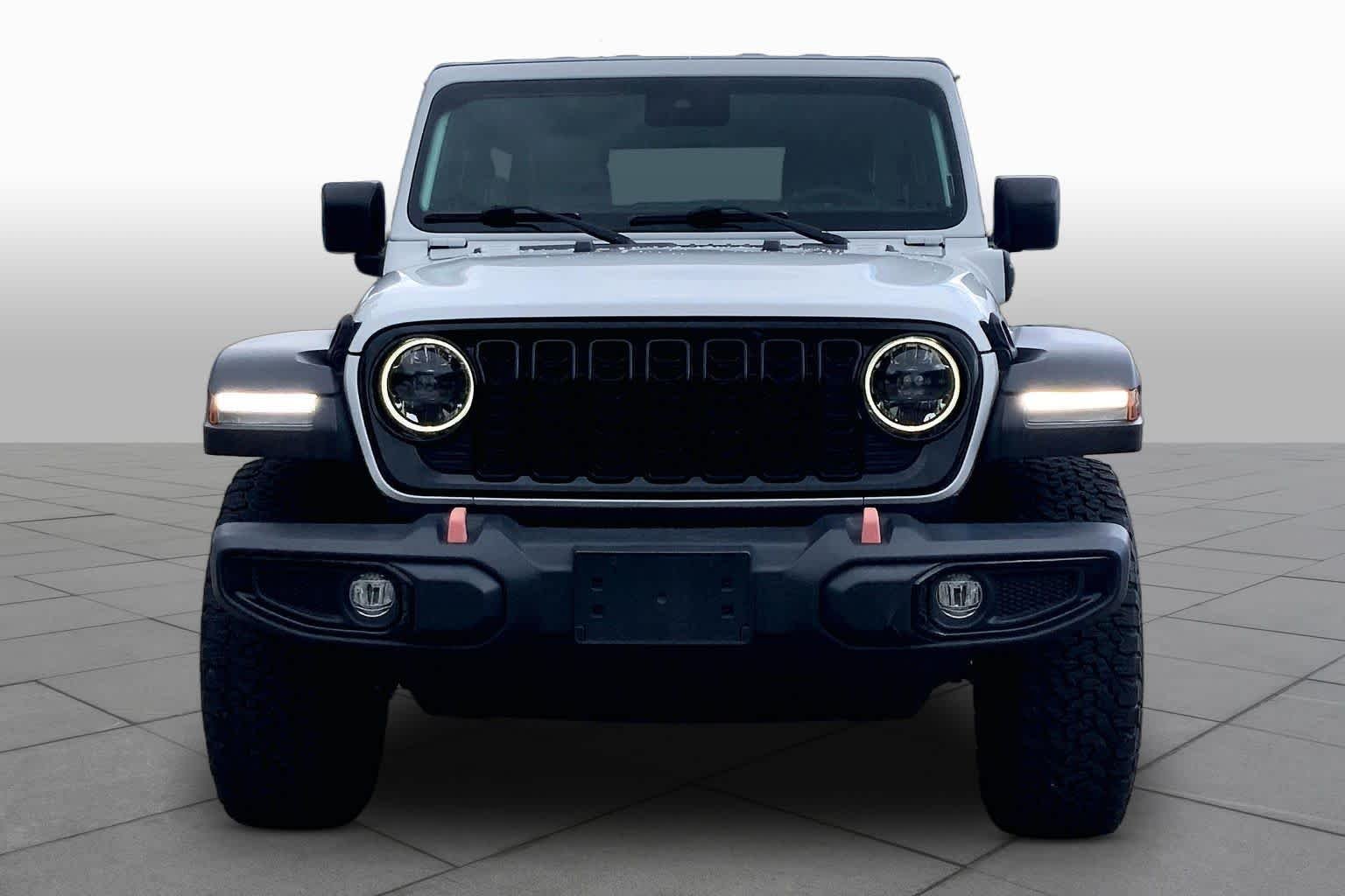 Used 2024 Bright White Clearcoat Jeep Willys image 4