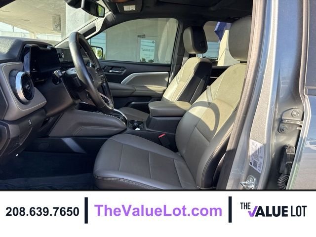 Used 2024 Gray Chevrolet ZR2 image 20