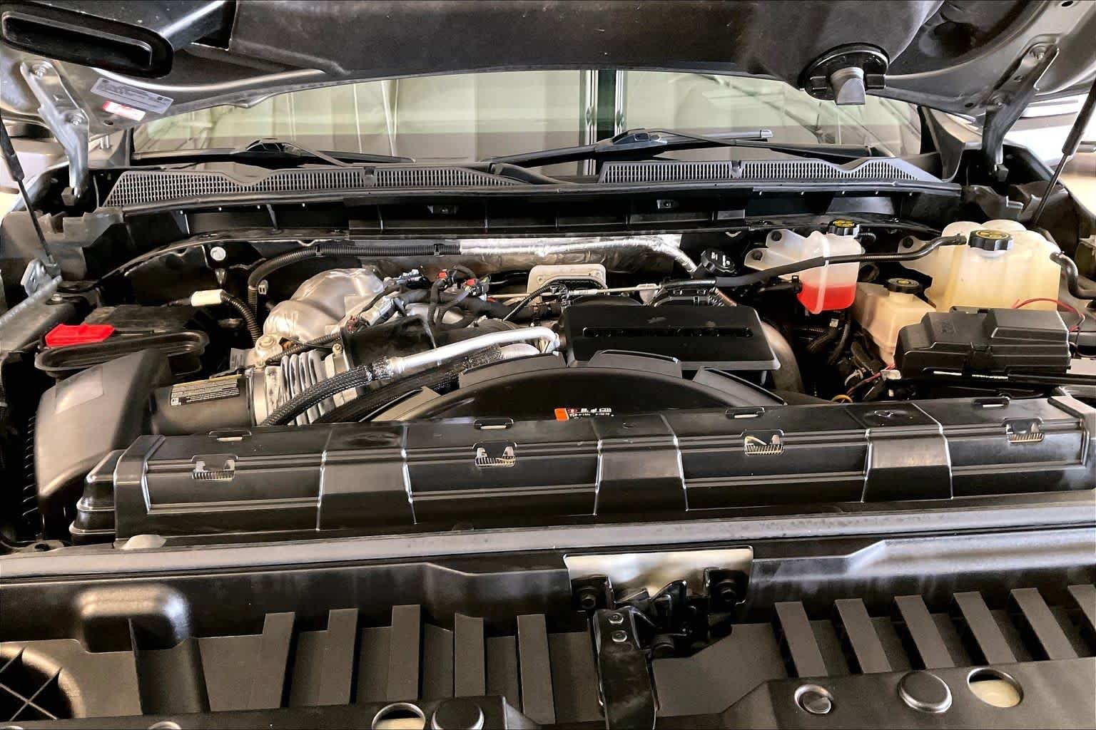 Used 2024 Sterling Metallic GMC Denali image 28