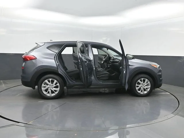 Used 2021 Gray Hyundai Value image 38