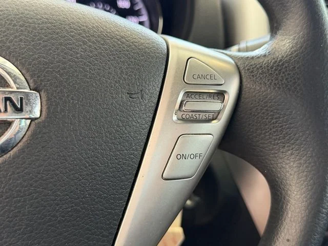 Used 2019 Black Nissan 1.6 SV image 20