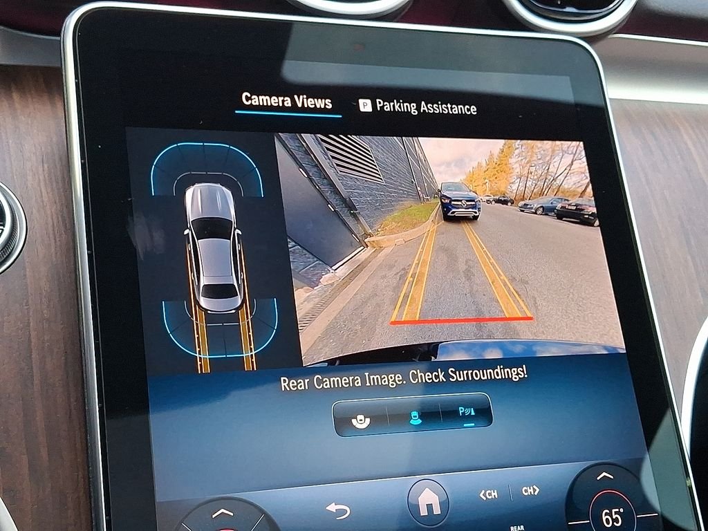 2025 Mercedes-Benz C-Class Sedan C 300 - Photo 17