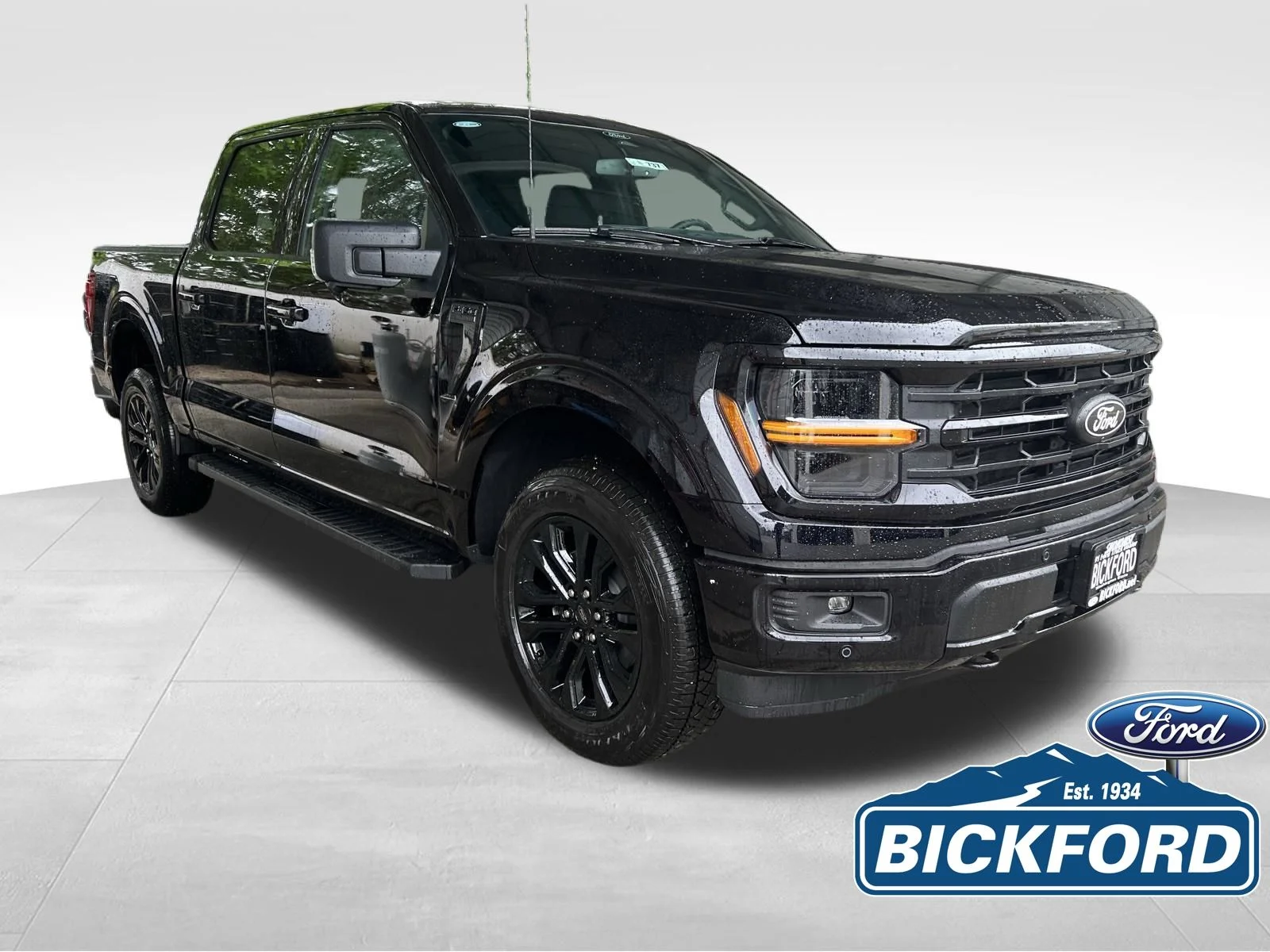 New 2026 Black Ford XLT image 3