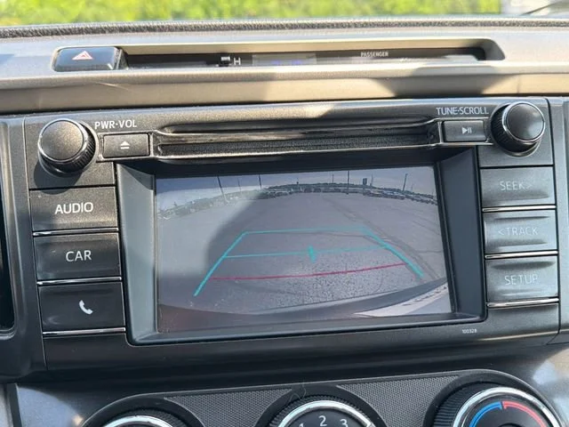 Used 2015 Black Toyota LE image 21