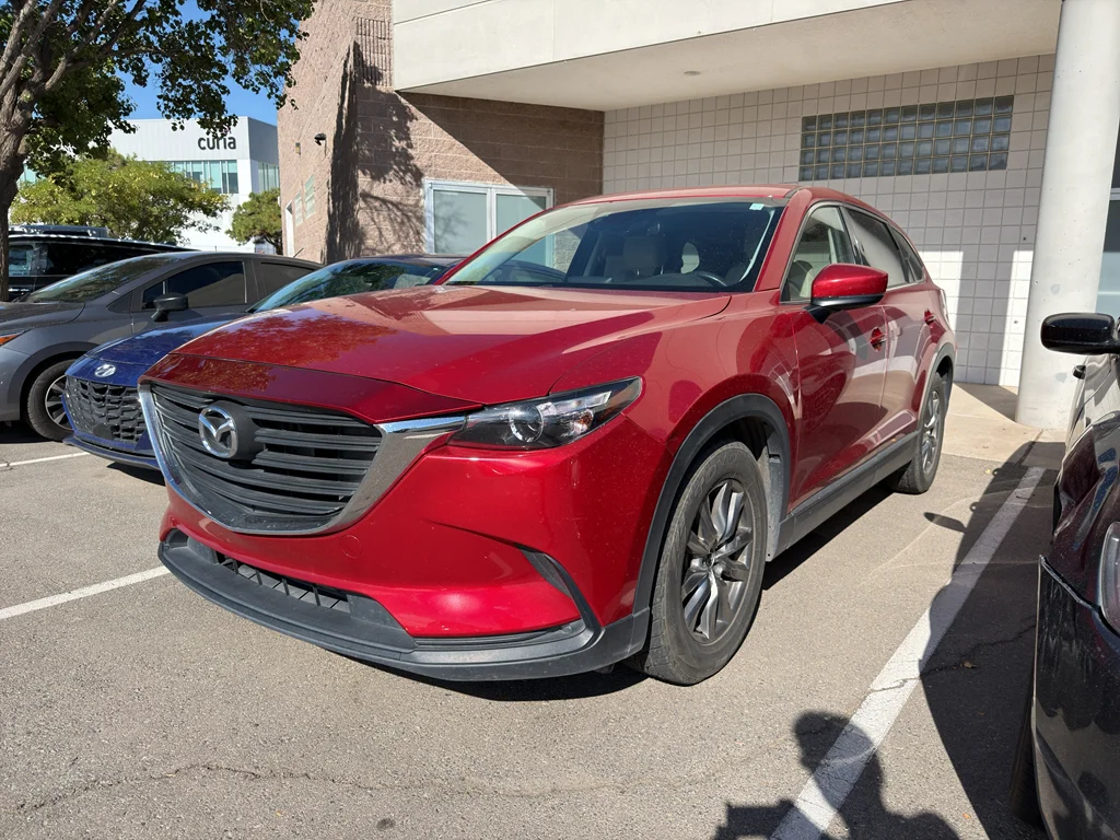 Used 2017 Soul Red Metallic Mazda Touring image 1