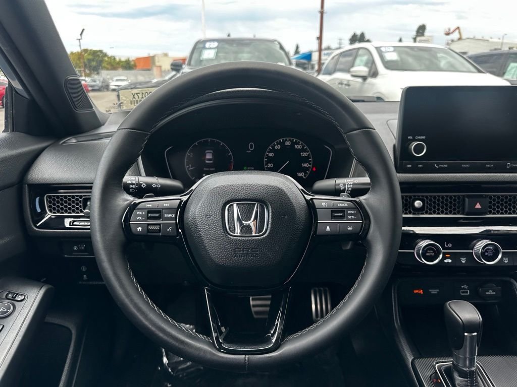 Used 2023  Honda Sport image 18