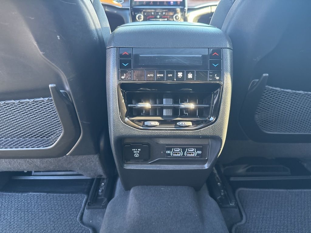 Used 2024 Black Jeep Summit image 24