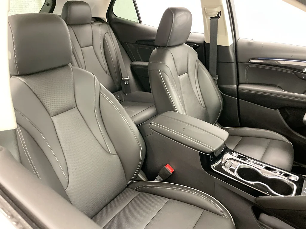 Certified Used 2023 Cinnabar Metallic Buick Essence image 27