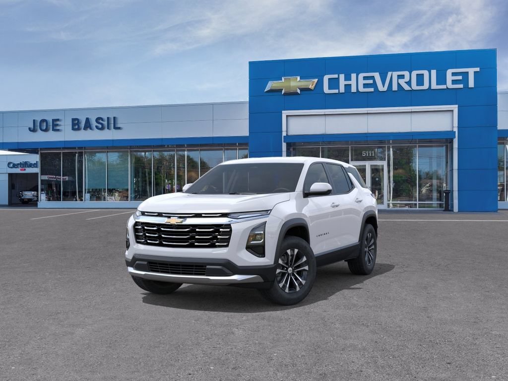 2027 Chevrolet Equinox LT - Photo 8