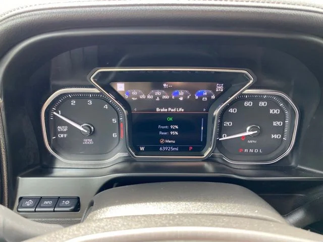 Used 2021 White GMC AT4 image 19