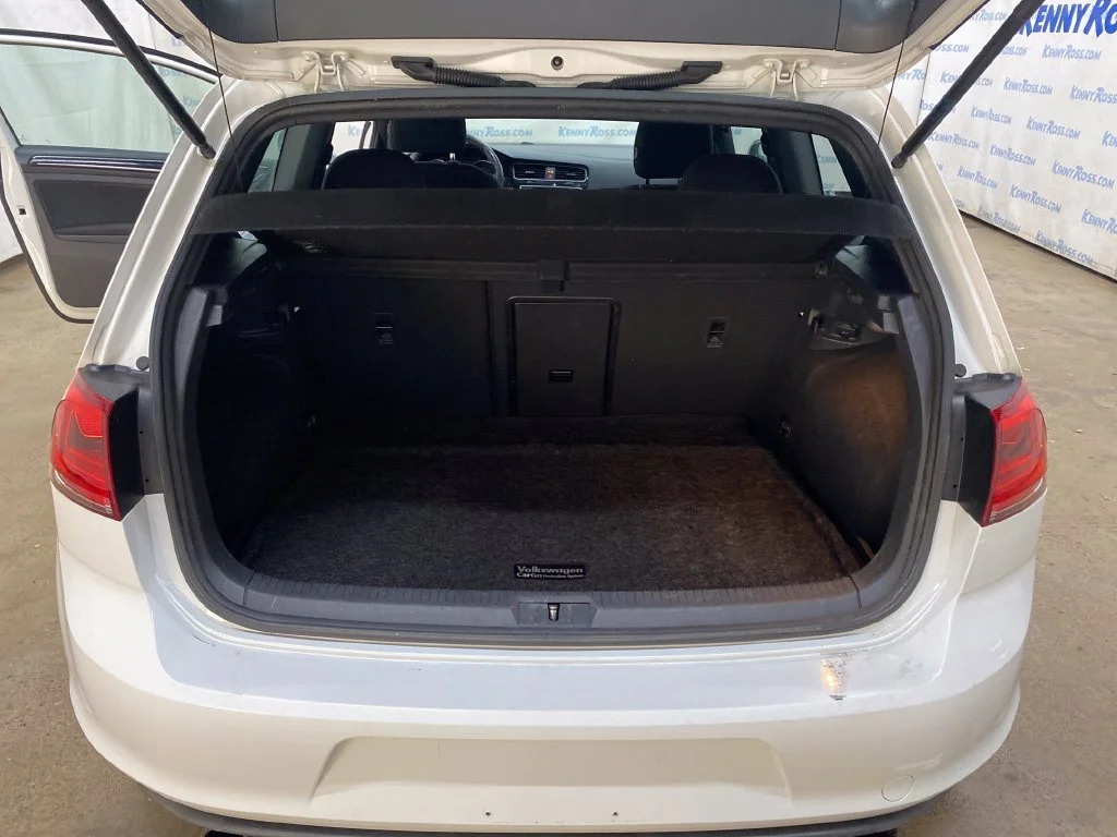 Used 2016 White Volkswagen S image 16