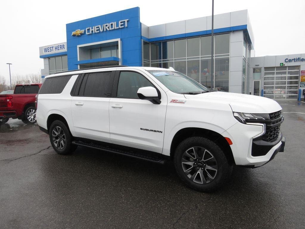 Used 2024 Summit White Chevrolet Z71 image 4