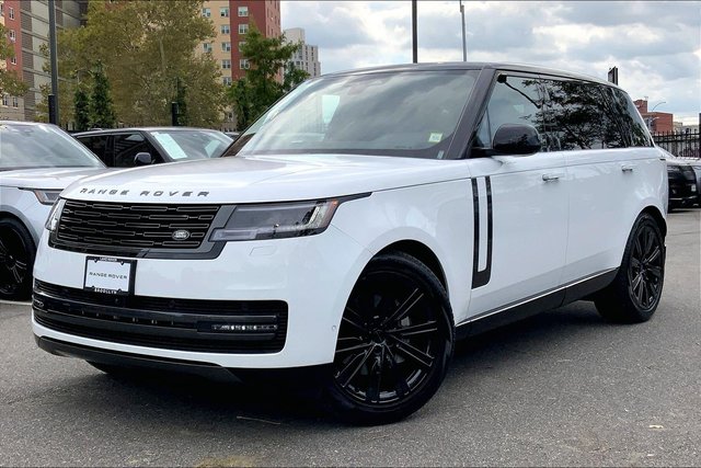 2026 Land Rover Range Rover SE
