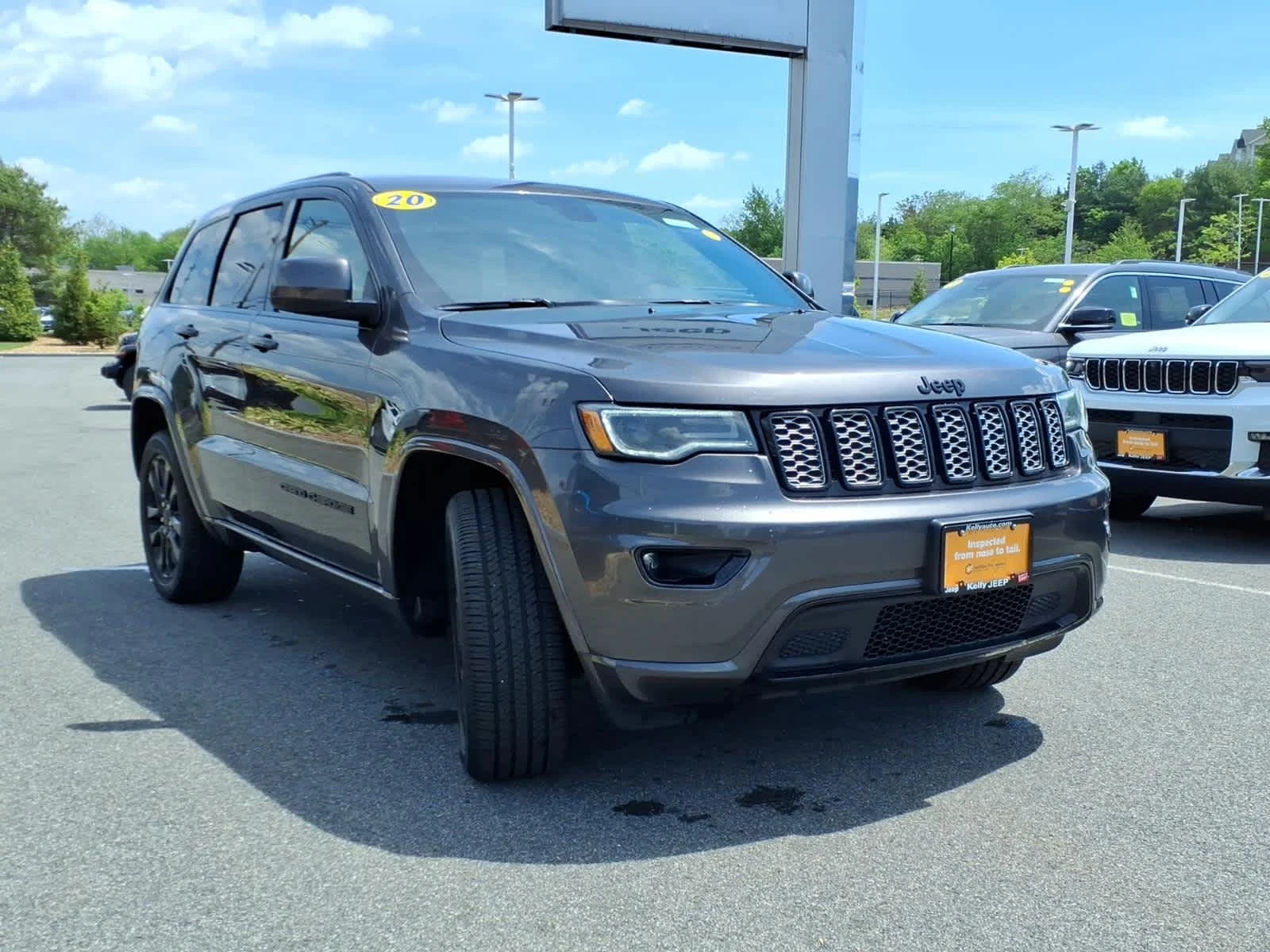 Certified Used 2020 Granite Crystal Met. Clear Coat Jeep Altitude image 5