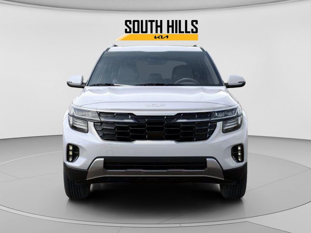 New 2026 White Kia SX image 2