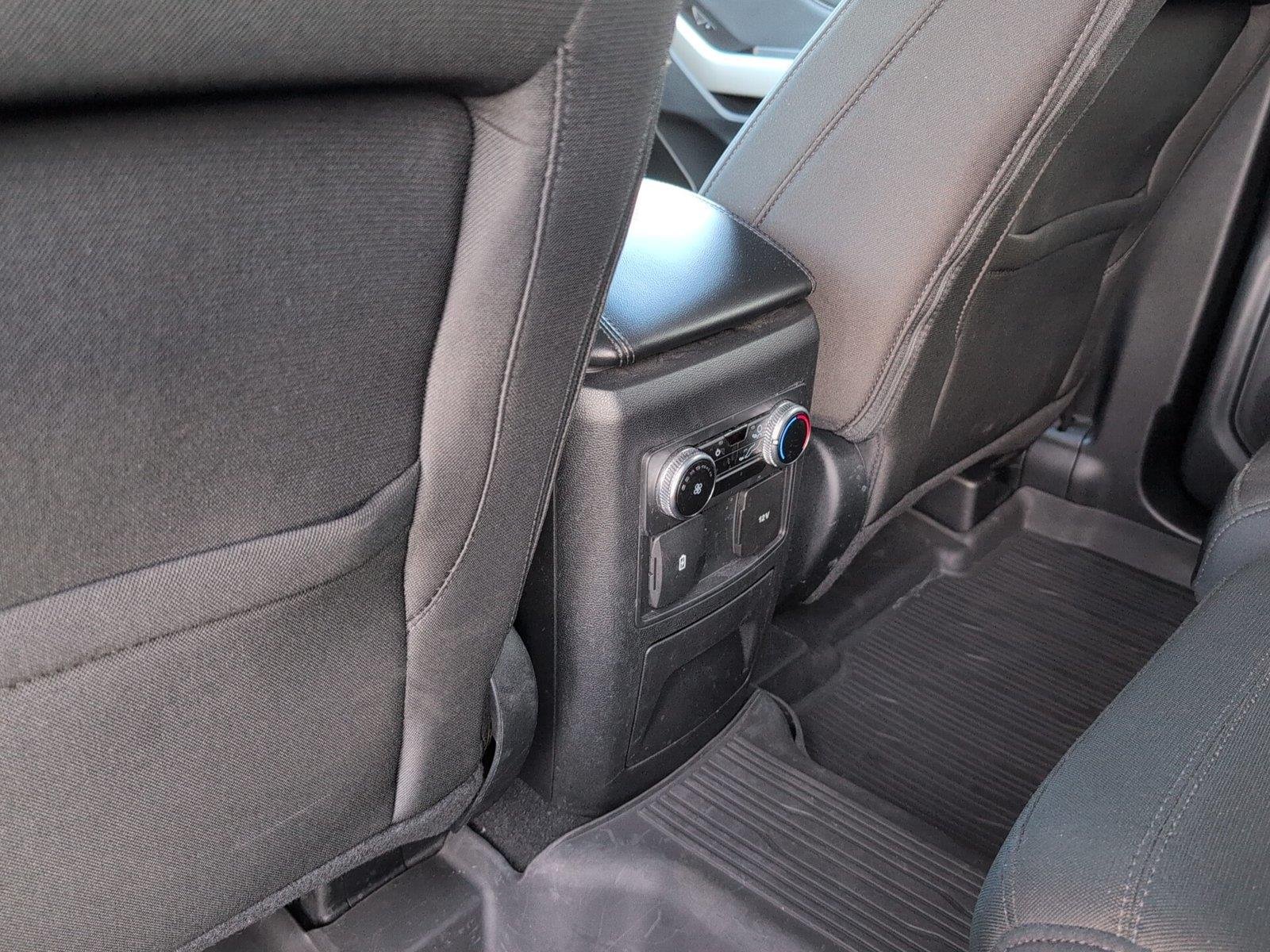 Used 2023 Star White Metallic Tri-Coat Ford XLT image 31