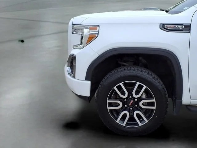 Used 2022 Summit White GMC AT4 image 22